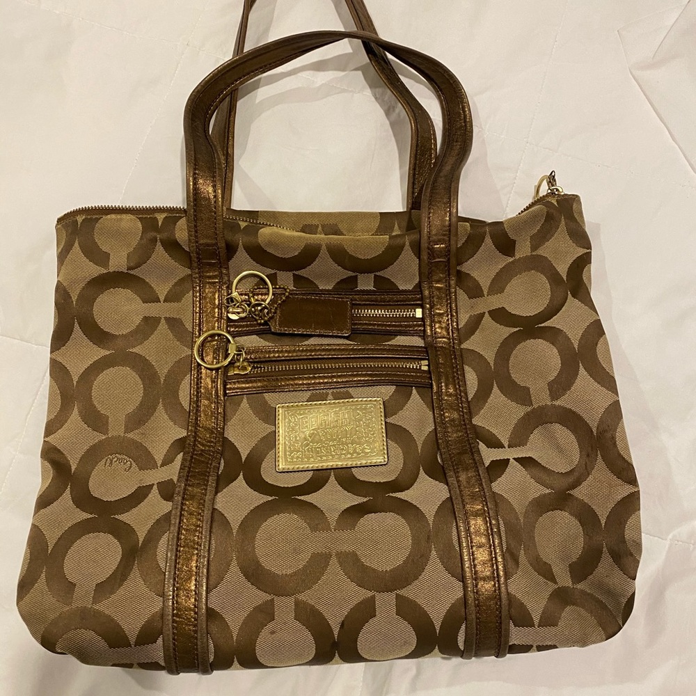 Coach Classic Tote